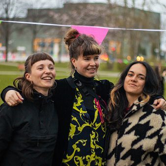 Drei Kolleginnen vom BENN-Team Hohenschönhausen Nord